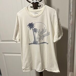 GOODIE TWO SLEEVES Adult Unisex Vintage Wash Malibu California T-shirt Size XL